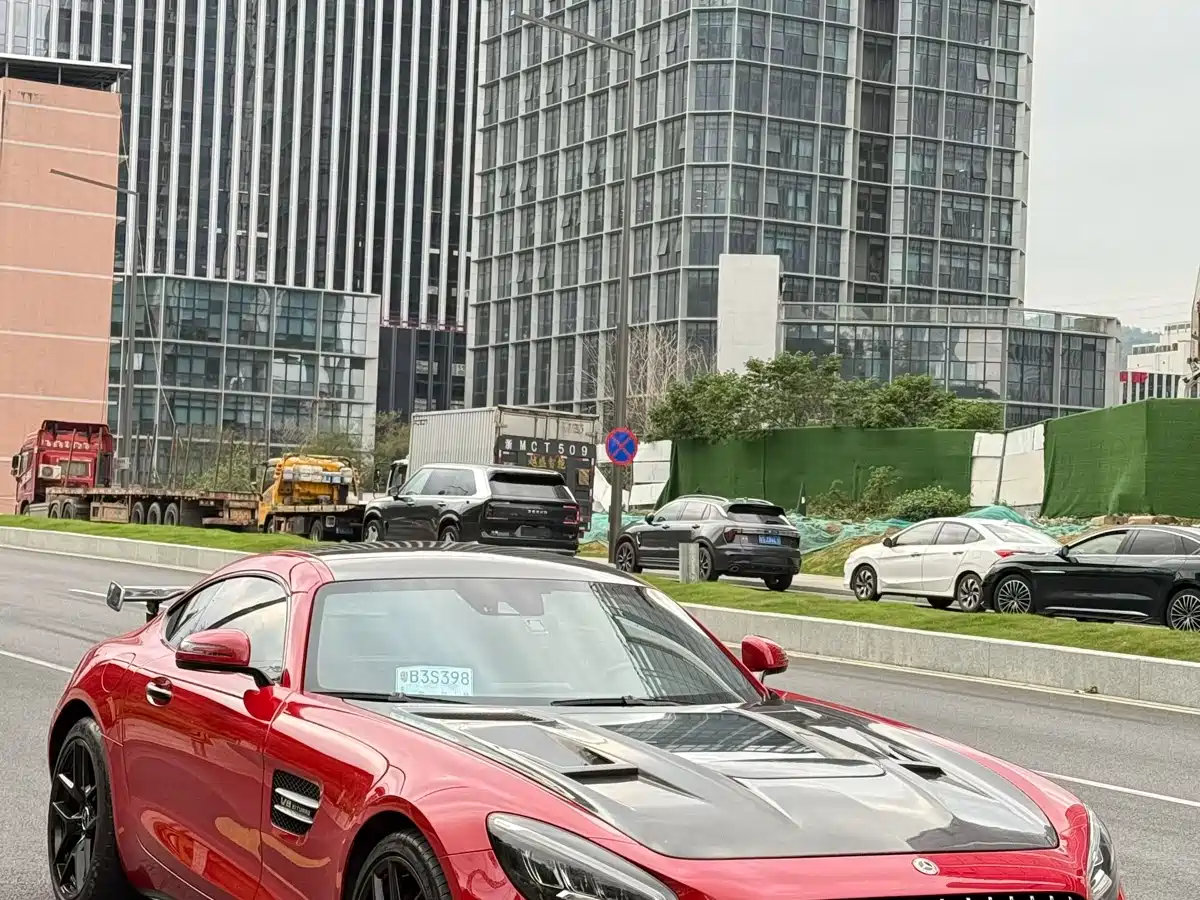 MERCEDES-BENZ AMG GT