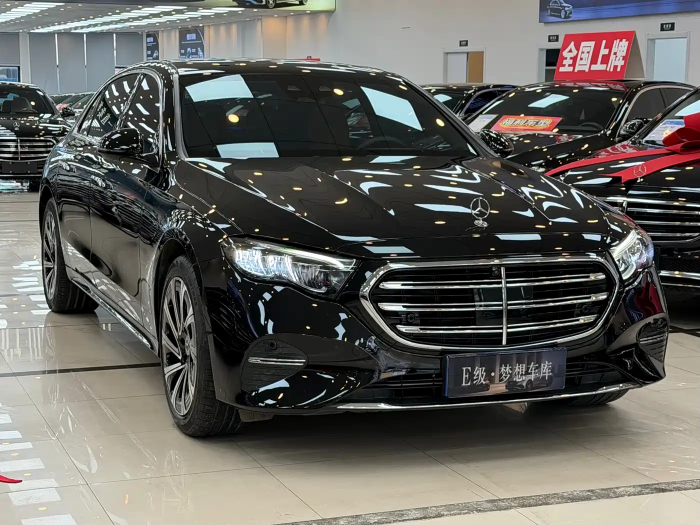 Mercedes-Benz E-Class 2024 Model E 300 L Luxury фото 2