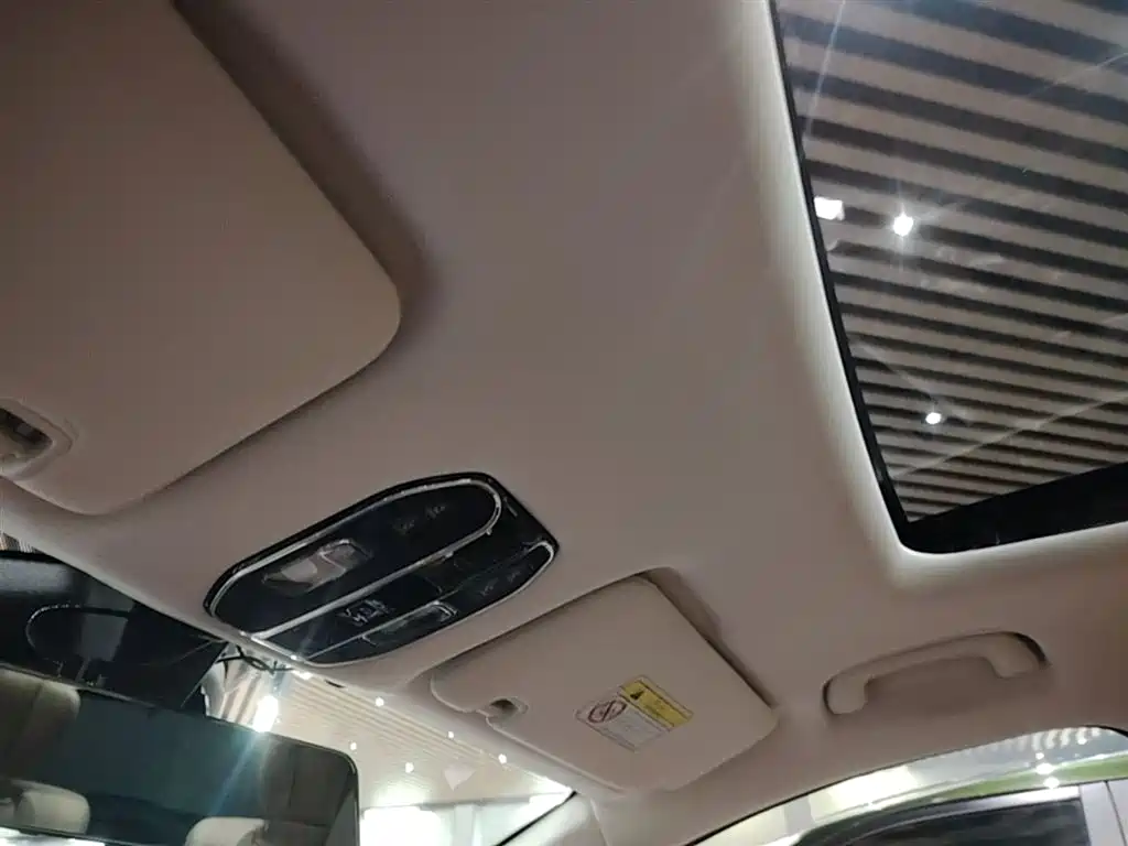 GAC Trumpchi Trumpchi E8 NEV 2024 Model 150km MAX фото 18