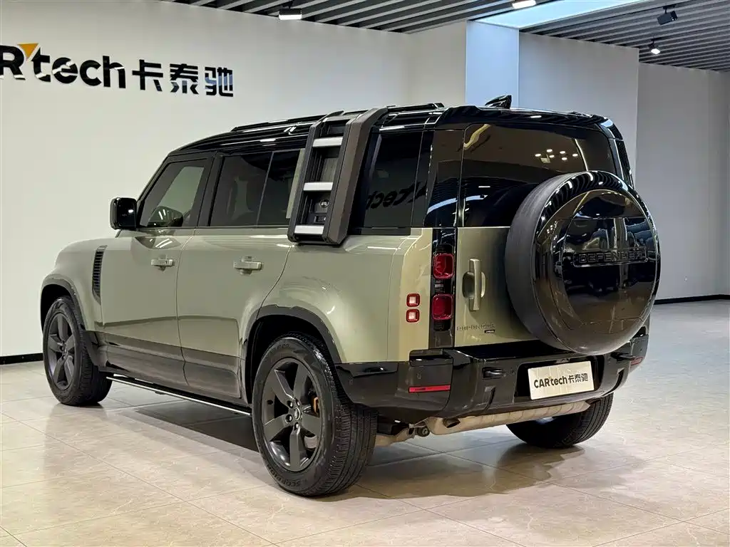 Land Rover Defender 2024 110 3.0T P400 X-DYNAMIC HSE фото 7
