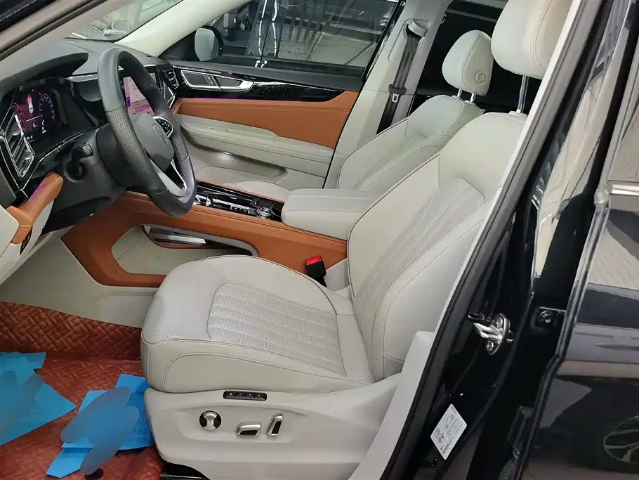 Volkswagen Teramont 2023 380TSI AWD Exclusive Luxury Edition фото 9