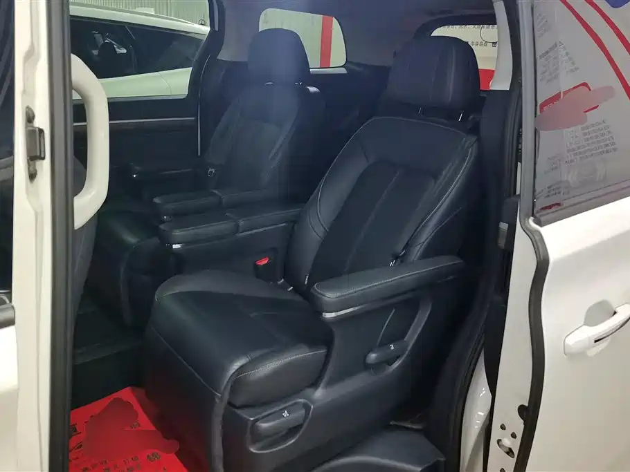 GAC Trumpchi Trumpchi M8 2021 Leading Show Series 390T Prestige Edition фото 11