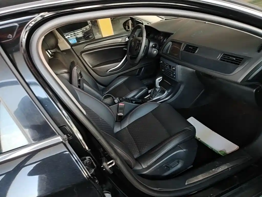 Фото 25 - Citroën C5
