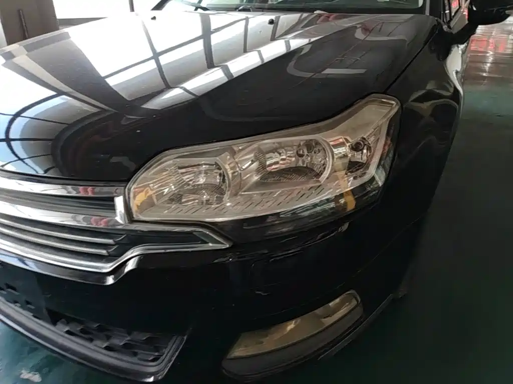 Фото 24 - Citroën C5