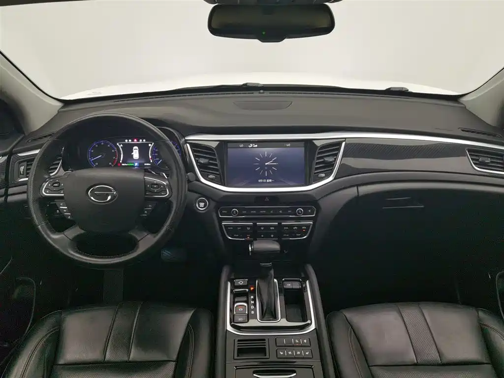 GAC Trumpchi Trumpchi GS7 2017 320T 2WD Luxury Smart Connect фото 5