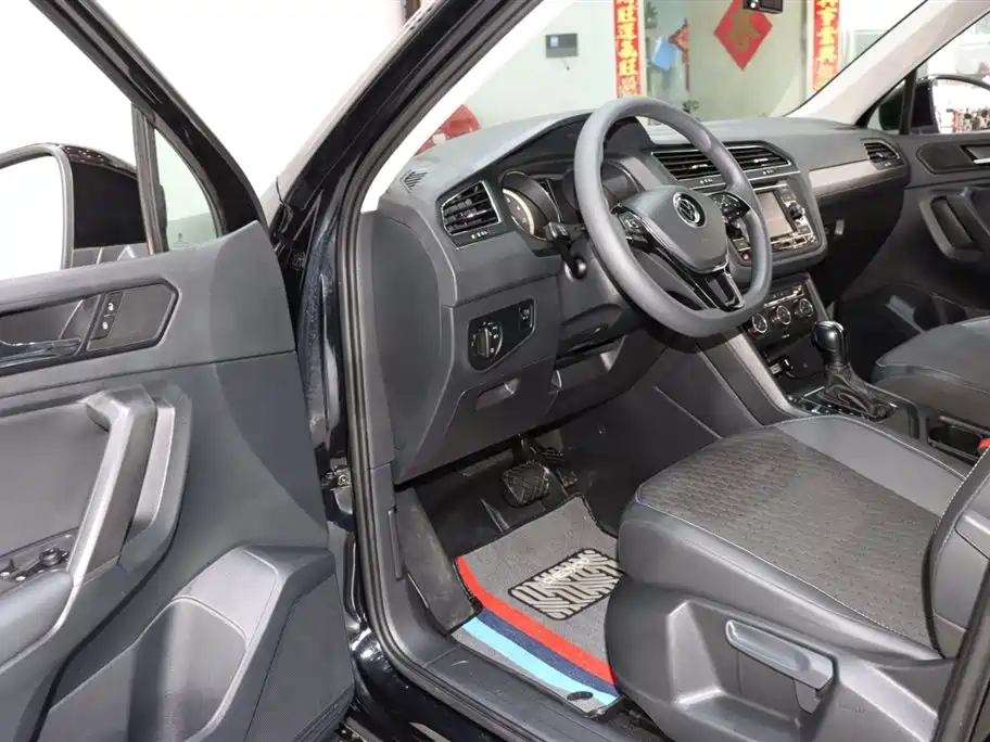 Volkswagen Tiguan L 2021 330TSI Automatic 2WD Comfort фото 9