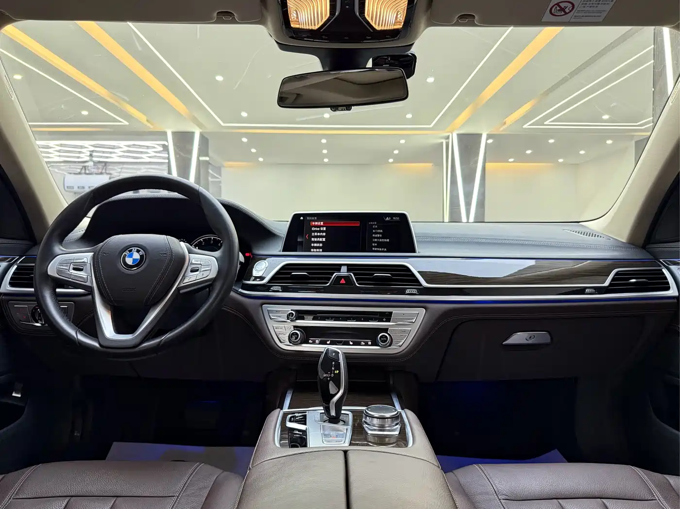 BMW 7 Series 2018 730Li Leading Type Excellence Package фото 7
