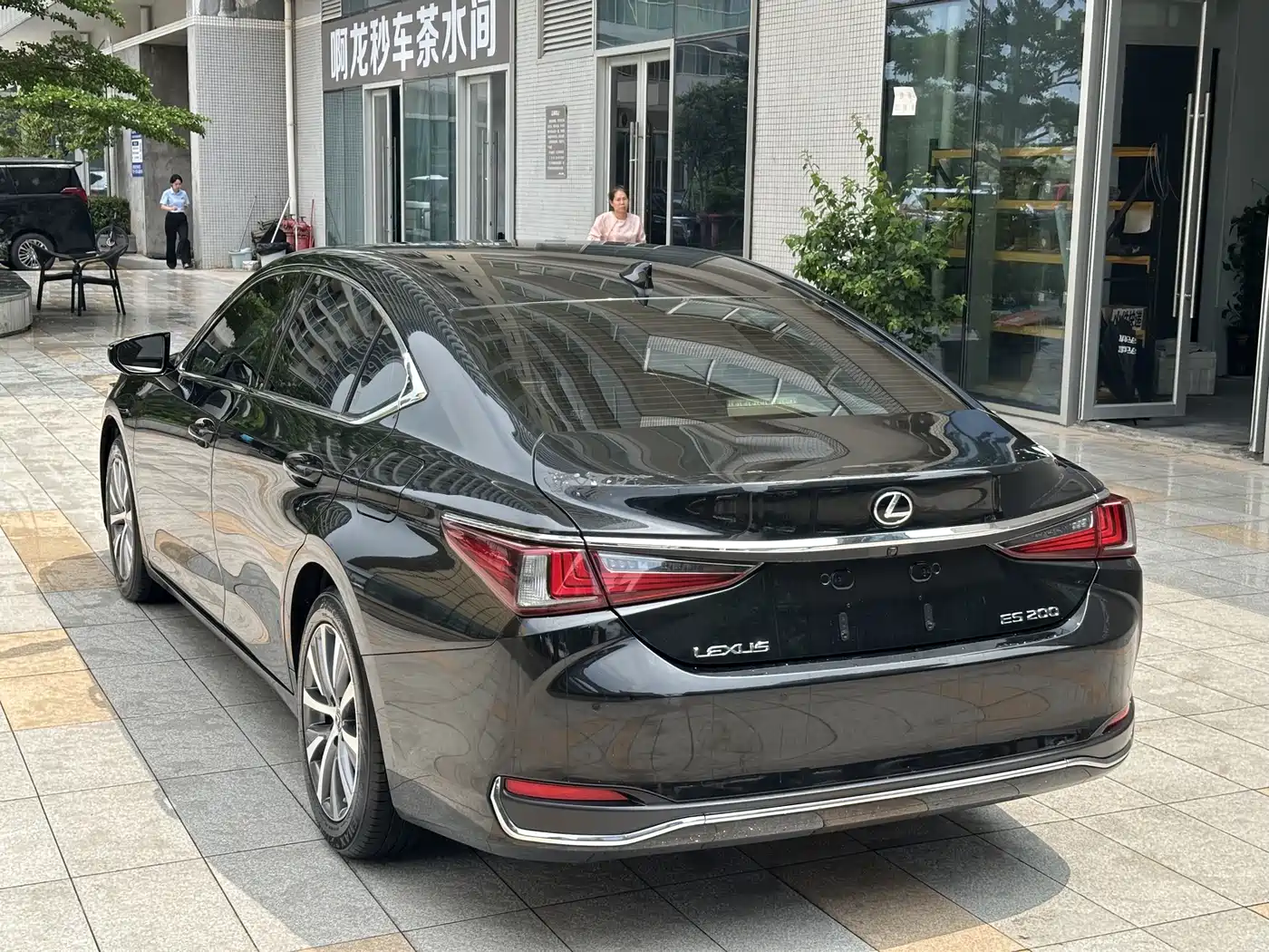 Lexus ES 2020 200 Excellence фото 22