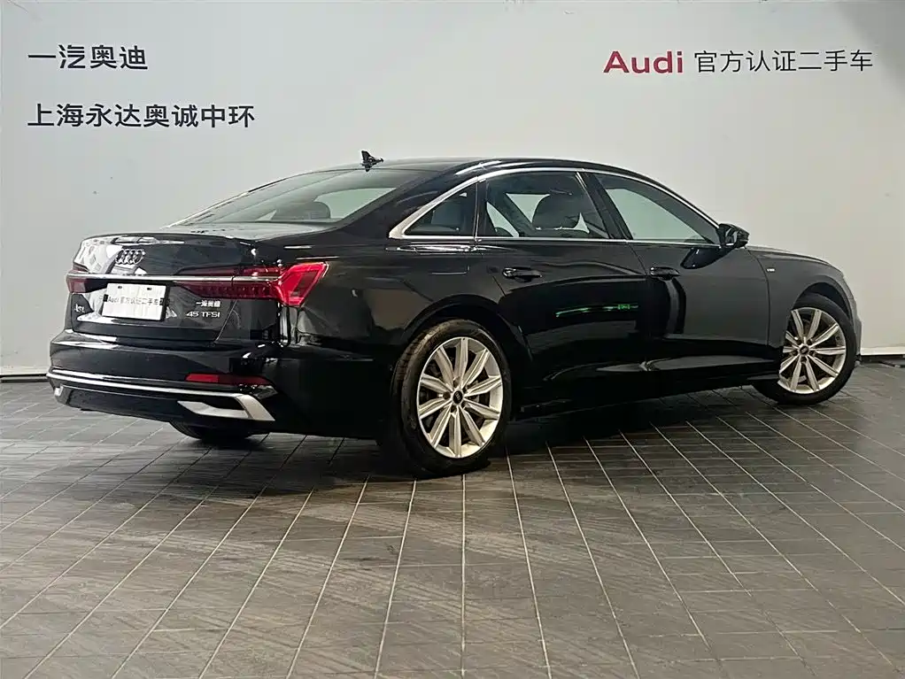 Audi A6L 2023 45 TFSI Premium Selection Dynamic фото 5