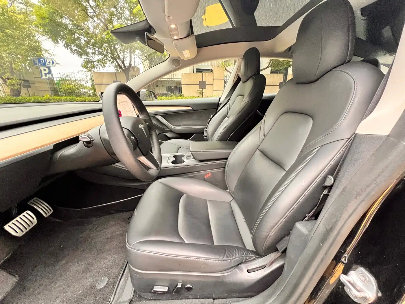 Фото 4 - Tesla Model 3