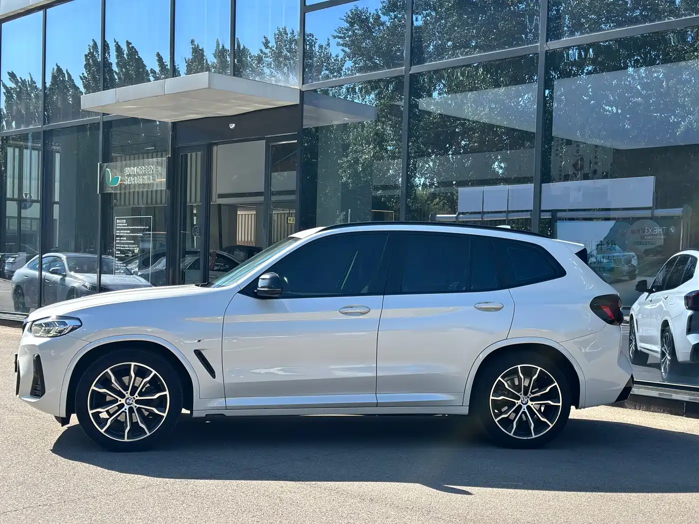 BMW X3 2022 Facelift xDrive30i Leading M Shadow Edition фото 3