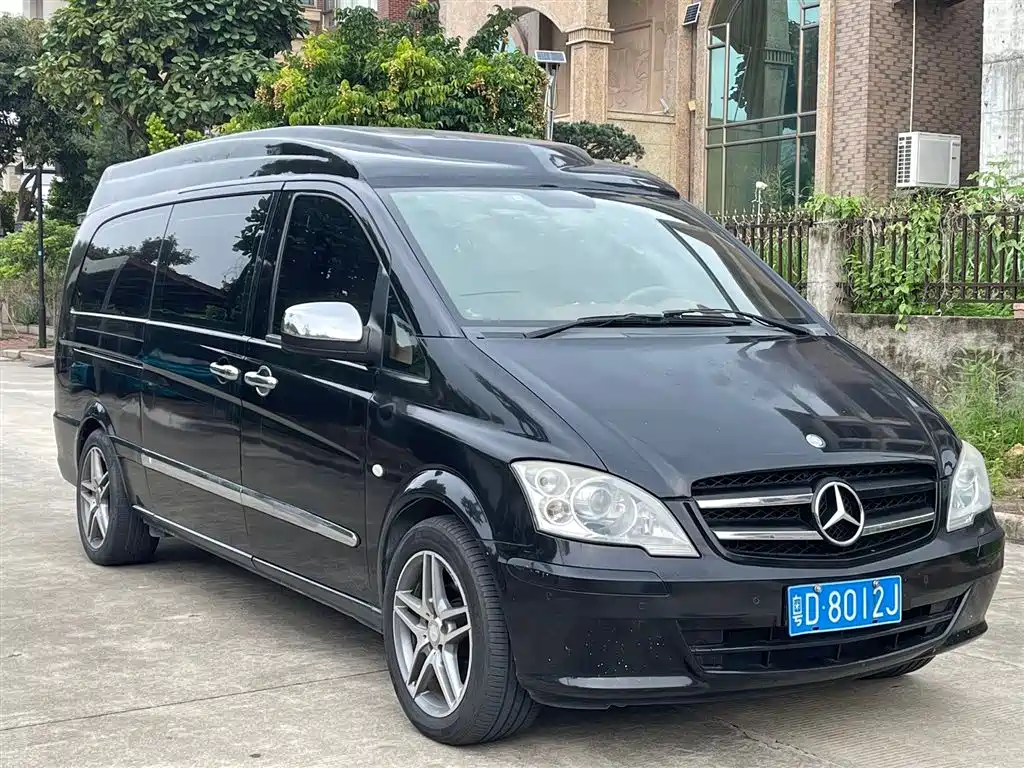 Mercedes-Benz Vito 2011 2.5L Elite Edition фото 3