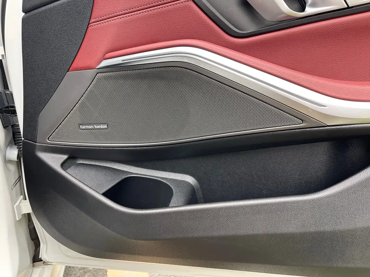 BMW 3 Series 2024 325Li M Sport Shadowline Package фото 18