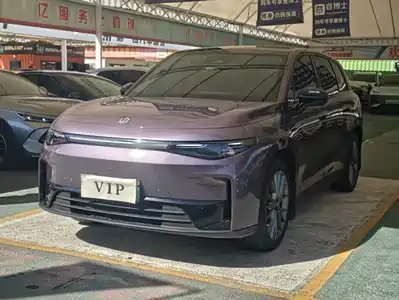 Leapmotor C10