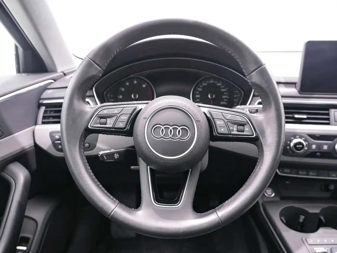 Audi A4L 2018 30th Anniversary 40 TFSI Progressive фото 18