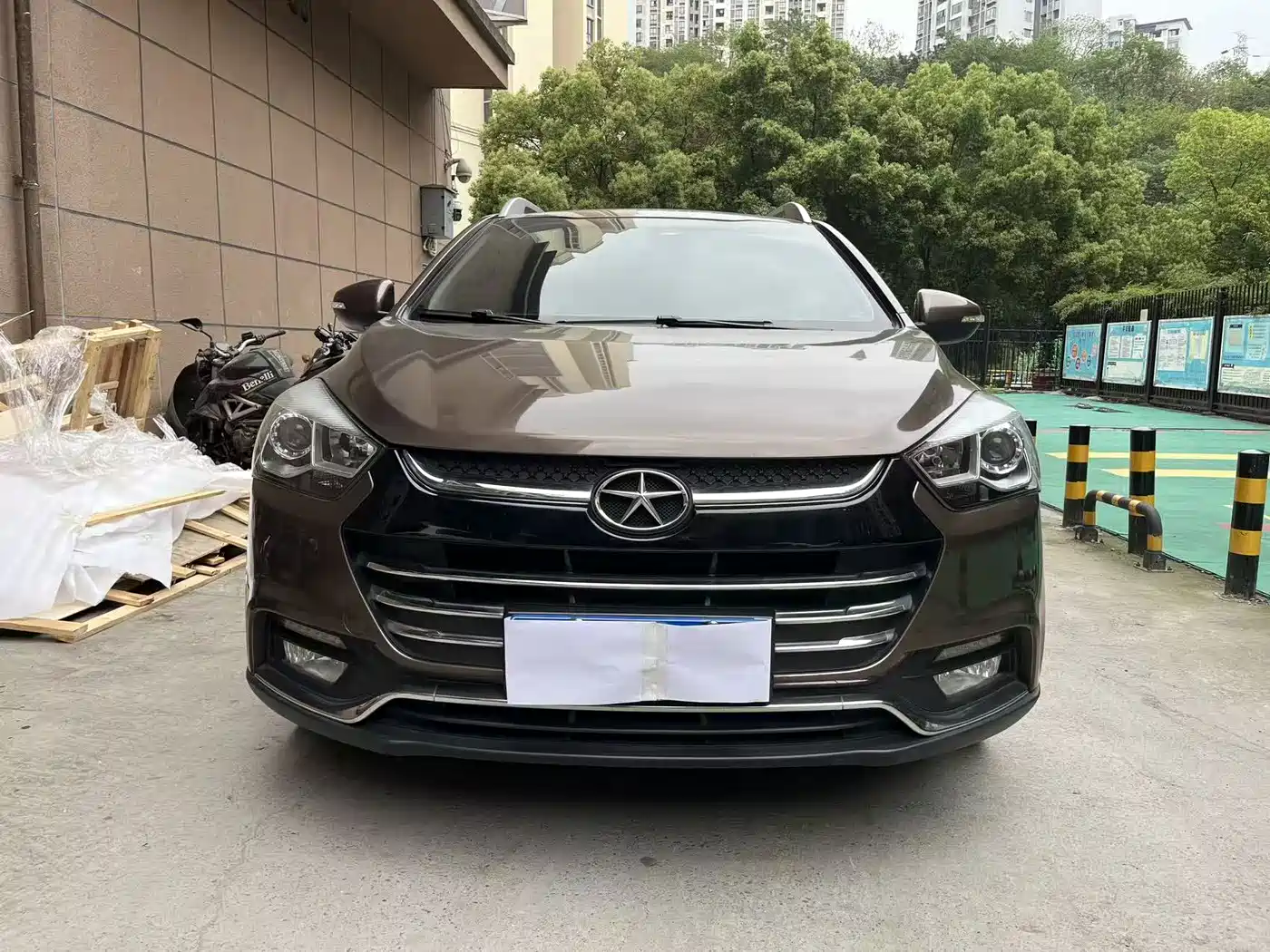 JAC Motors Refine S2 2015 2015 1.5L CVT Luxury Smart
