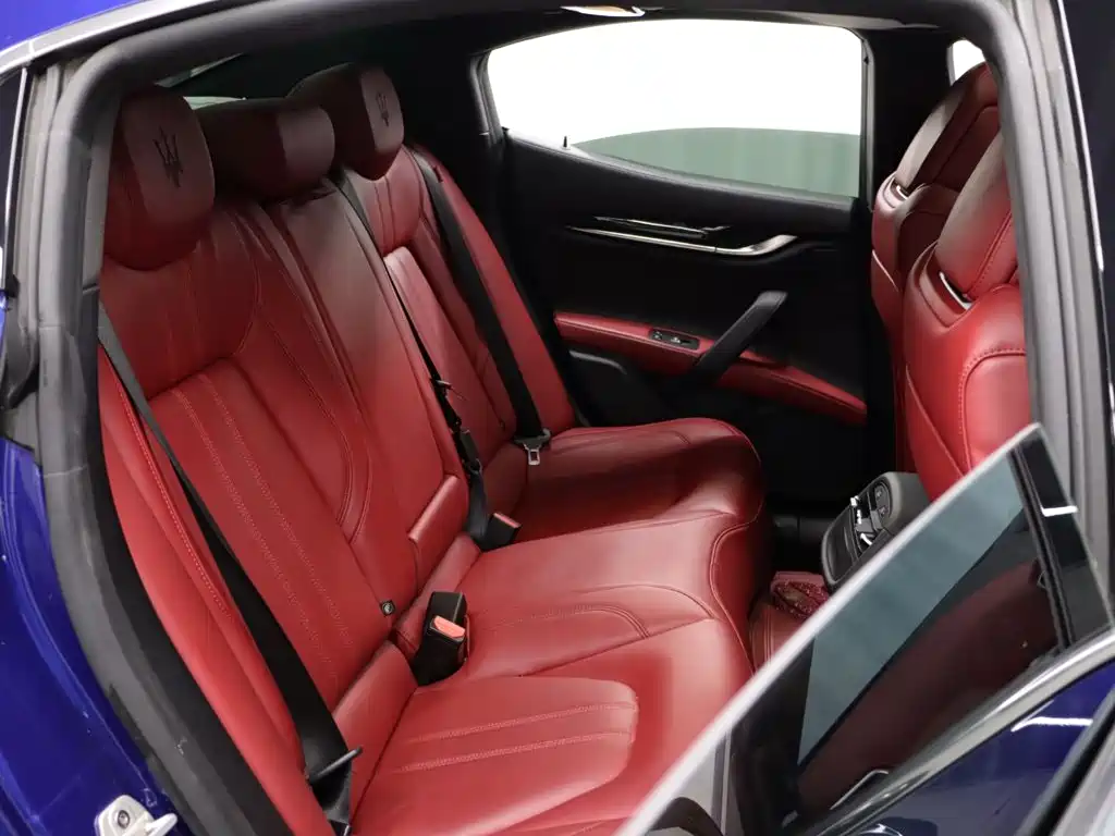 Maserati Ghibli 2024 2023 3.0T Modena