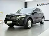 Фото 1 - Volkswagen Touareg