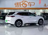 صورة 17 - Buick E5