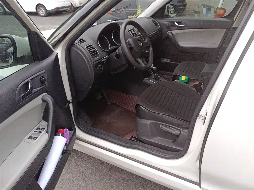 Škoda Yeti 2017 TSI280 DSG Advance фото 14