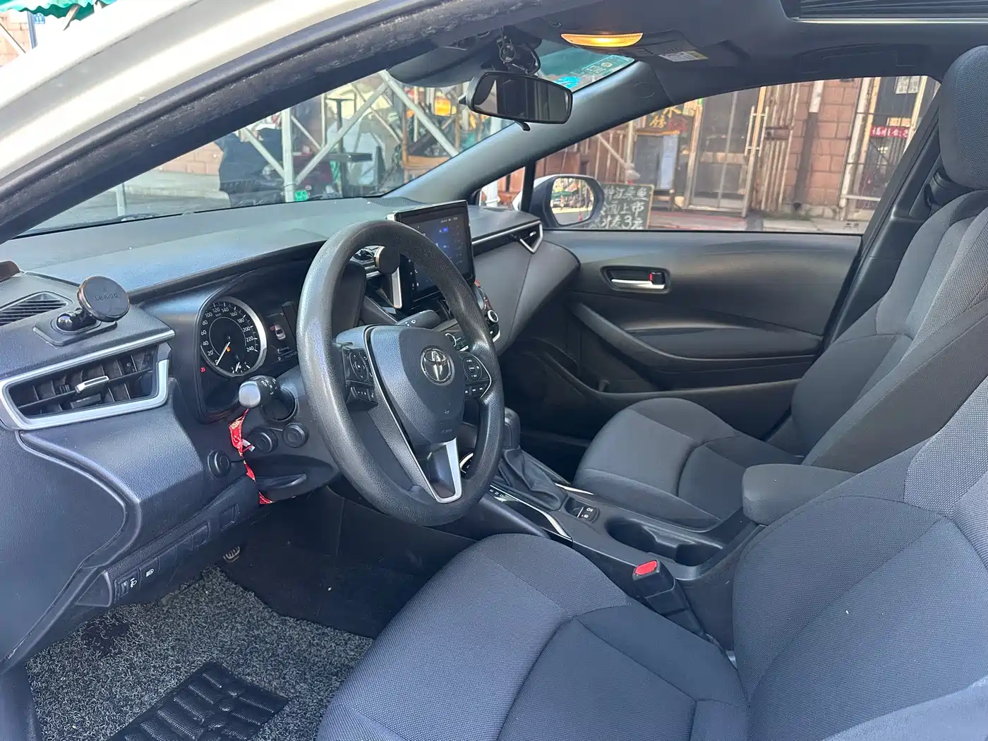 Toyota Levin 2021 185T CVT Luxury Edition фото 8