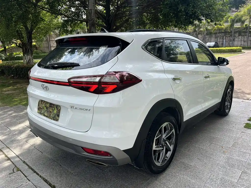 Hyundai Tucson 2019 280TGDi Dual Clutch 2WD Progressive Edition China V фото 6