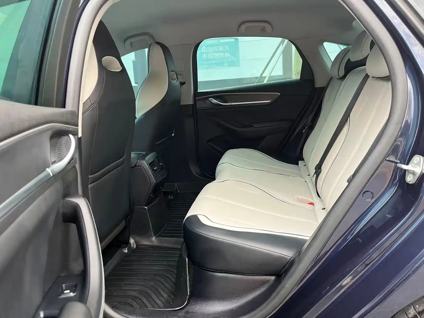 BYD Destroyer 05 2024 Glory Edition DM-i 55KM Luxury фото 8