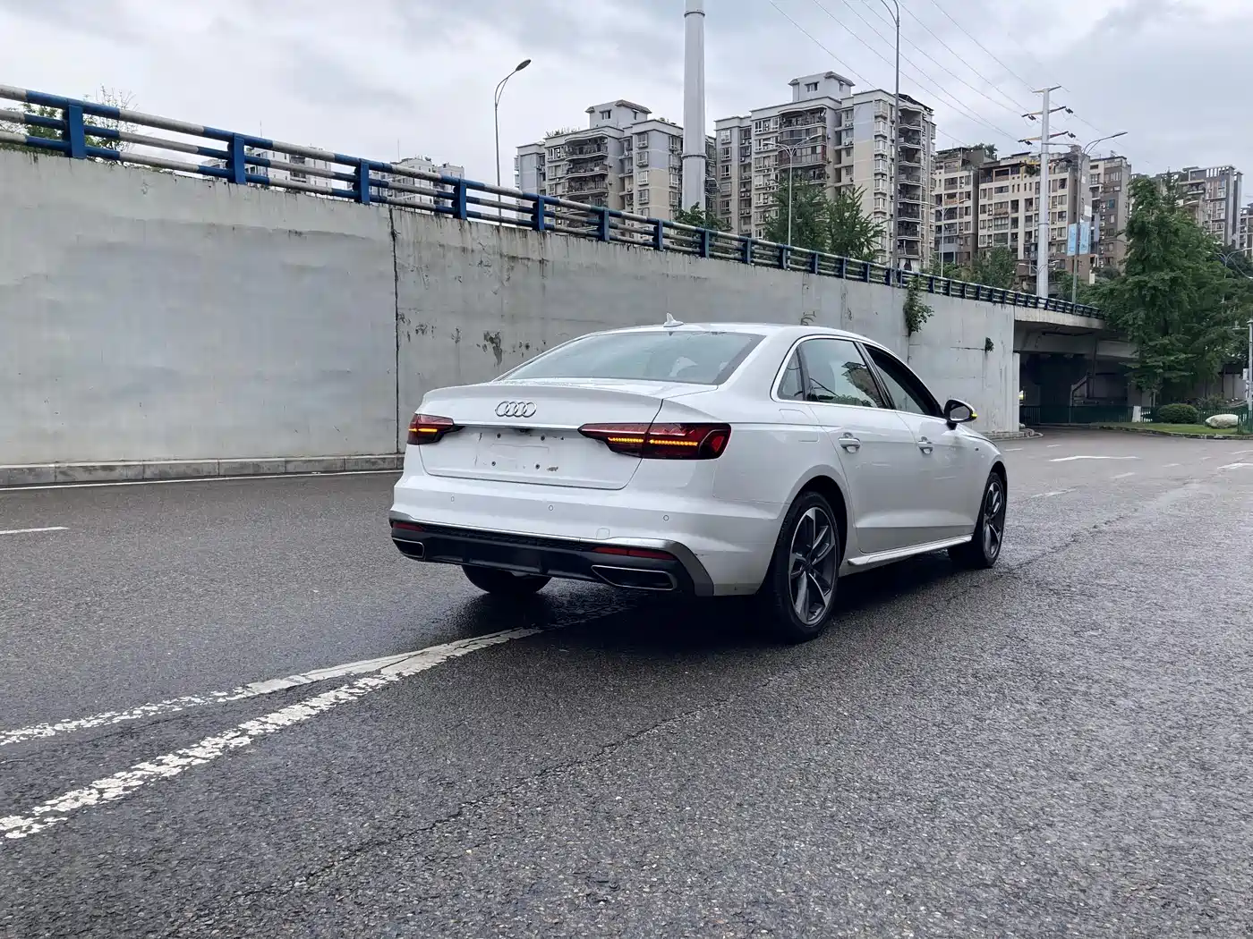 Audi A4L 2020 40 TFSI Fashion Dynamic Edition фото 16