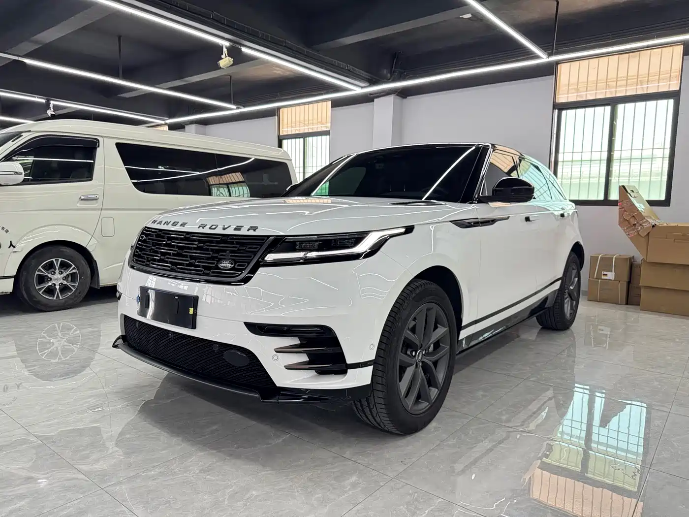 Land Rover Range Rover Velar 2025 Dynamic SE