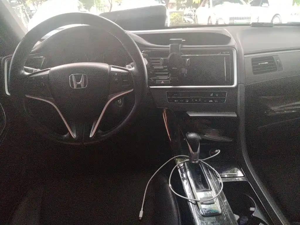 Honda Spirior 2017 2015 2.0L Premium Edition