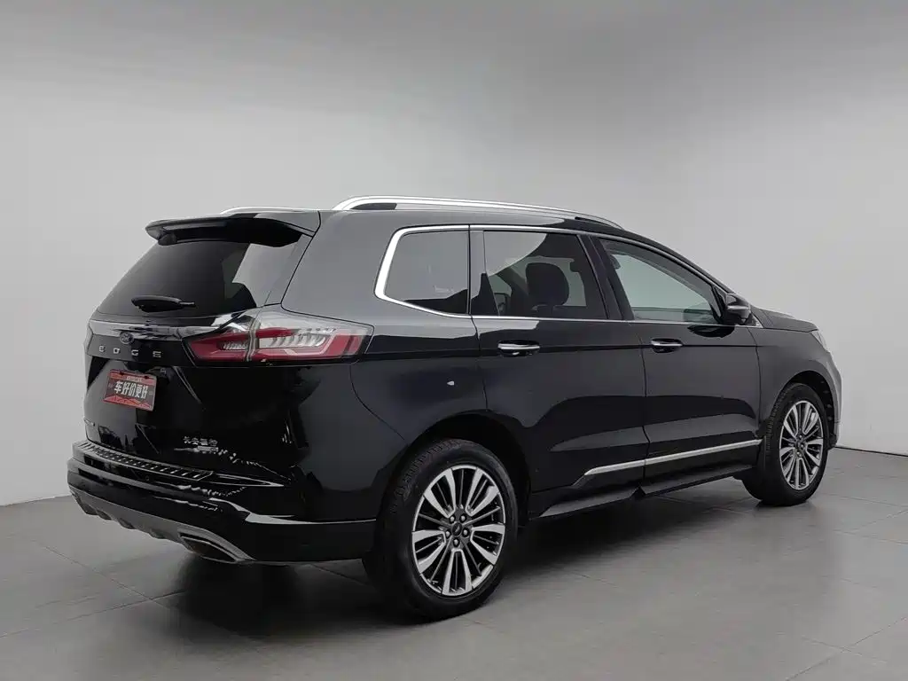 Ford Edge 2021 2021 PLUS EcoBoost 245 FWD Luxury Sharp 7-seater