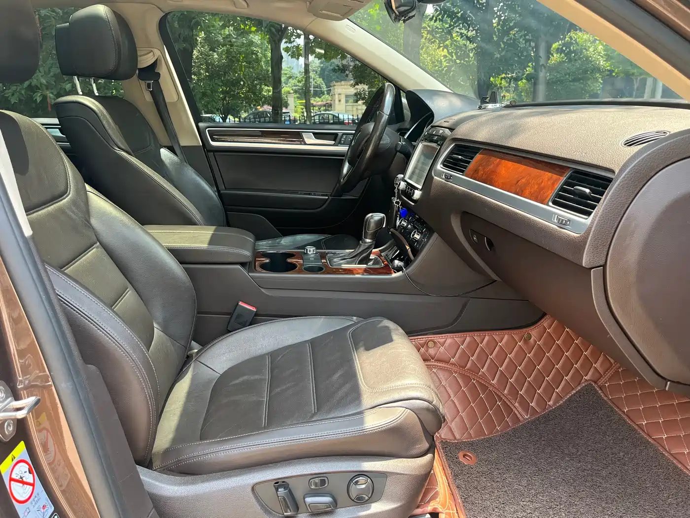 Volkswagen Touareg 2014 3.0TSI New Edge Edition фото 11