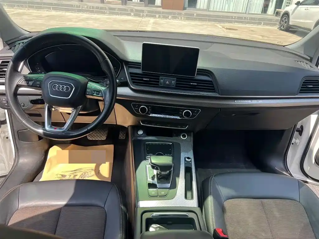 Audi Q5L 2018 45 TFSI Exclusive Fashion (China V) фото 6