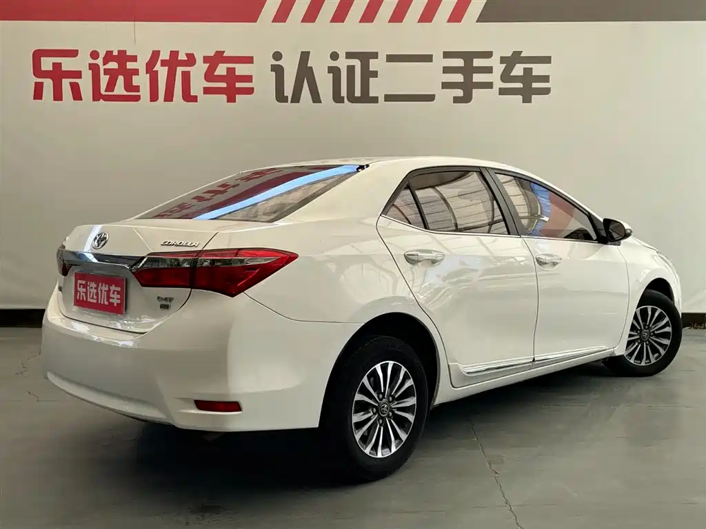 Toyota Corolla 2017 Facelift 1.2T S-CVT GL-i фото 5
