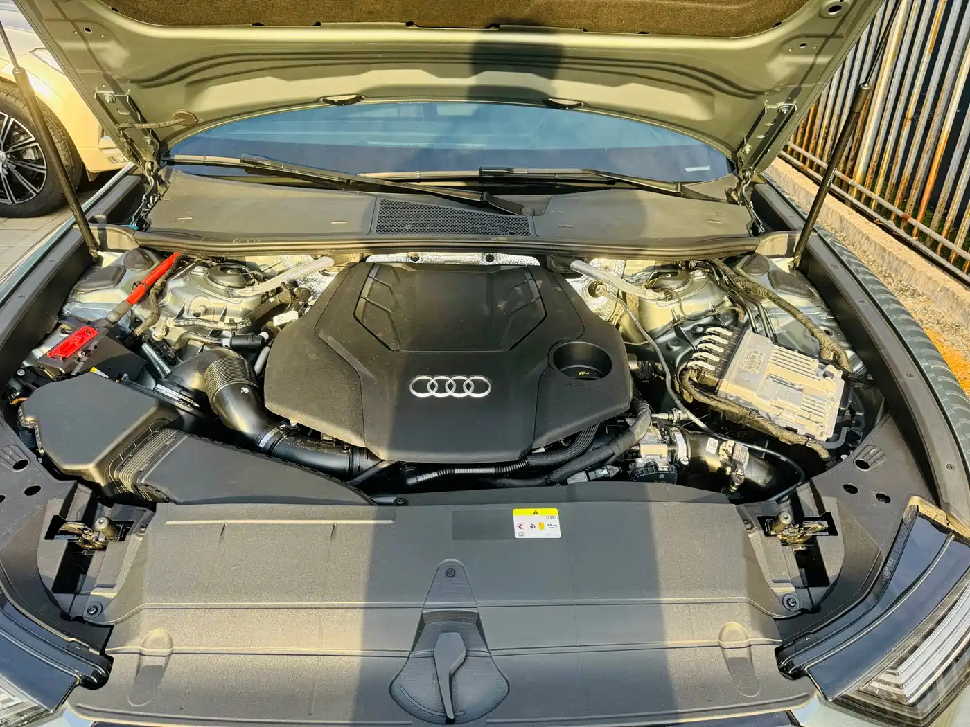Audi A6 (Import) 2021 allroad quattro Explorer 55 TFSI Premium Off-road фото 5