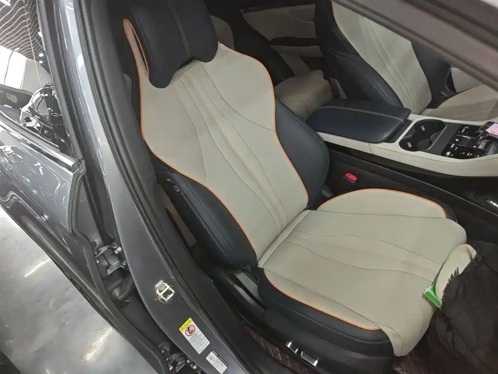 BYD Song PLUS PHEV 2024 Glory Edition DM-i 110km Flagship PLUS фото 25