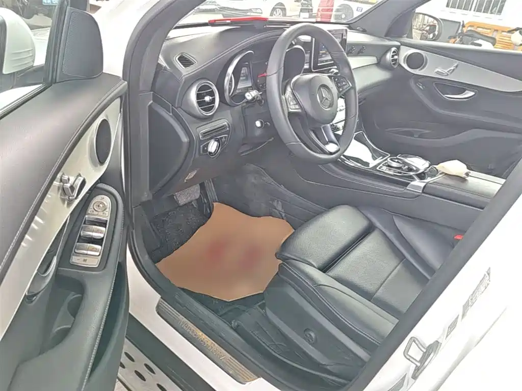 Mercedes-Benz GLC 2016 GLC 200 4MATIC фото 16