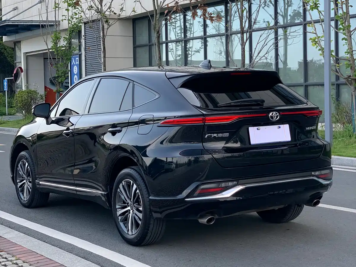 Toyota Venza 2023 2.0L CVT FWD Luxury фото 5