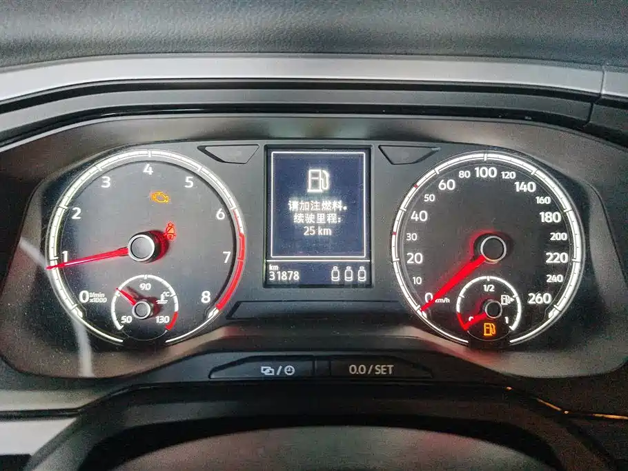 Volkswagen Polo 2023 Plus 1.5L Automatic Panorama Enjoyment Edition фото 14