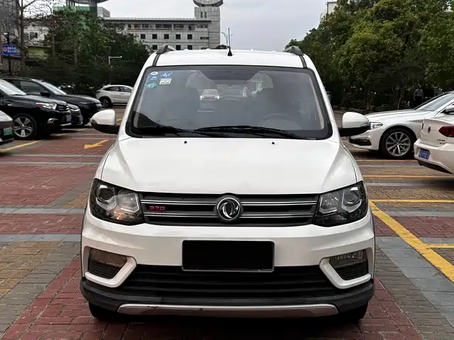  Dongfeng Fengguang Fengguang 370 2016 1.5L Manual Luxury 7-seater