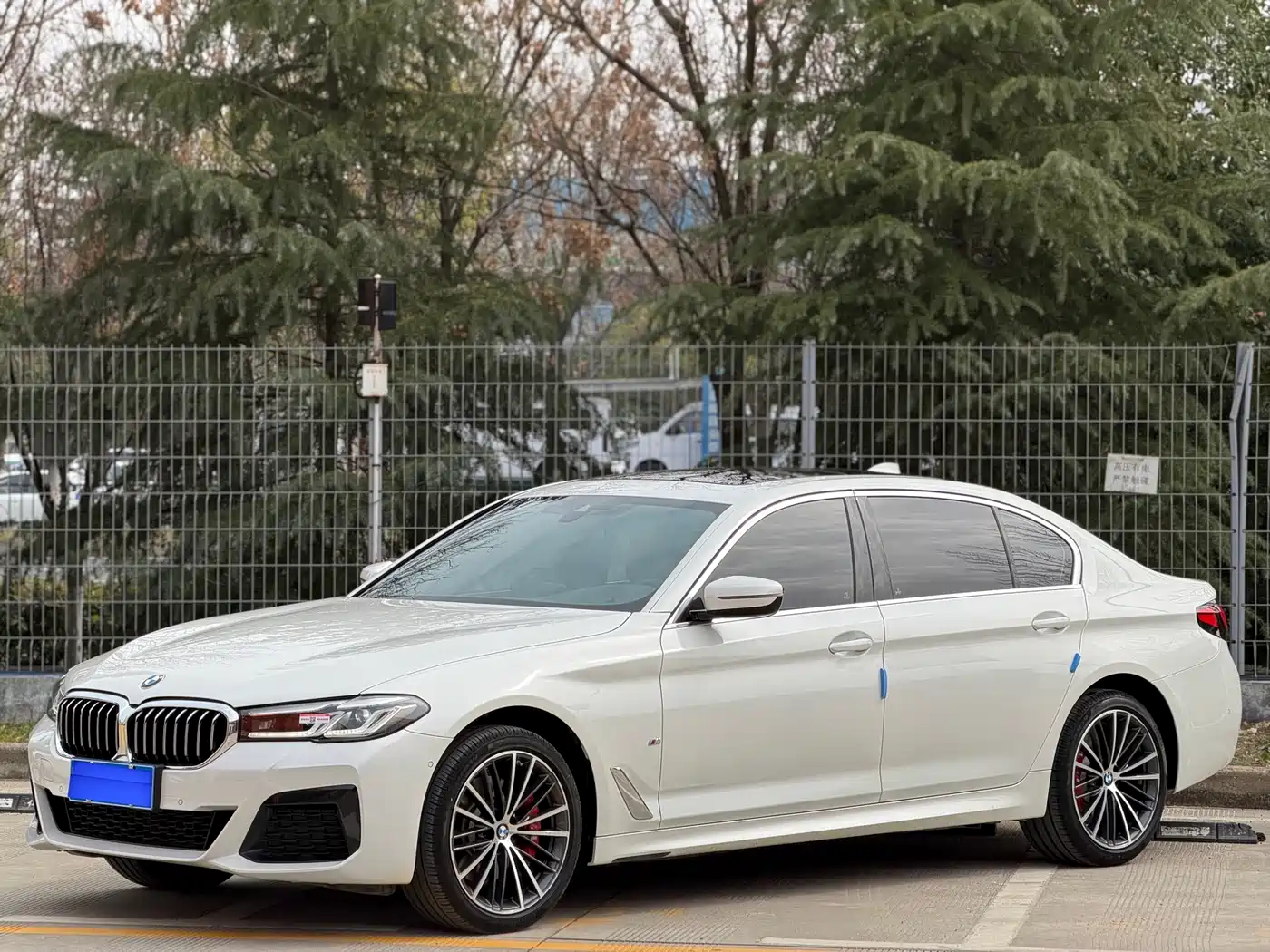 BMW 5 Series 2023 530Li Leading M Sport Package