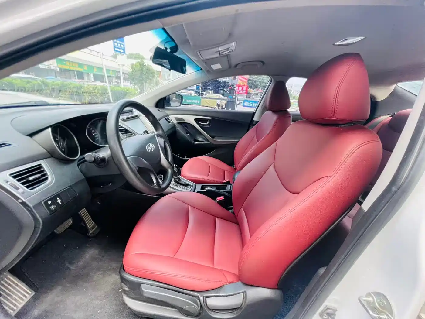 Hyundai Langdong 2015 1.6L Auto Trend фото 7