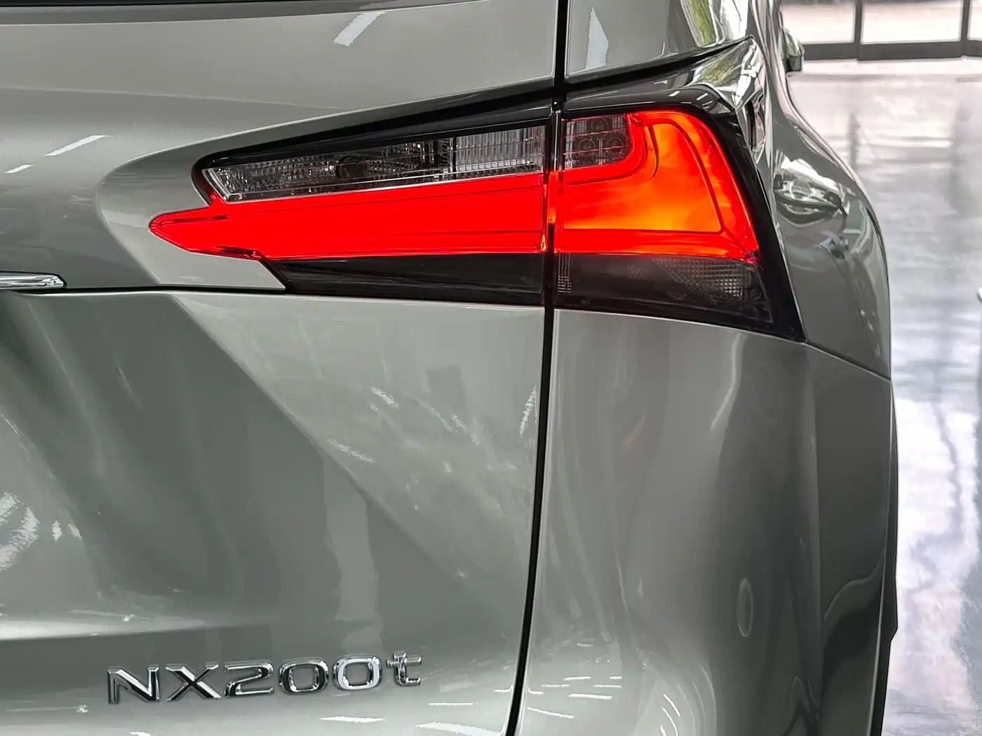 Lexus NX 2015 200t AWD F Sport фото 20