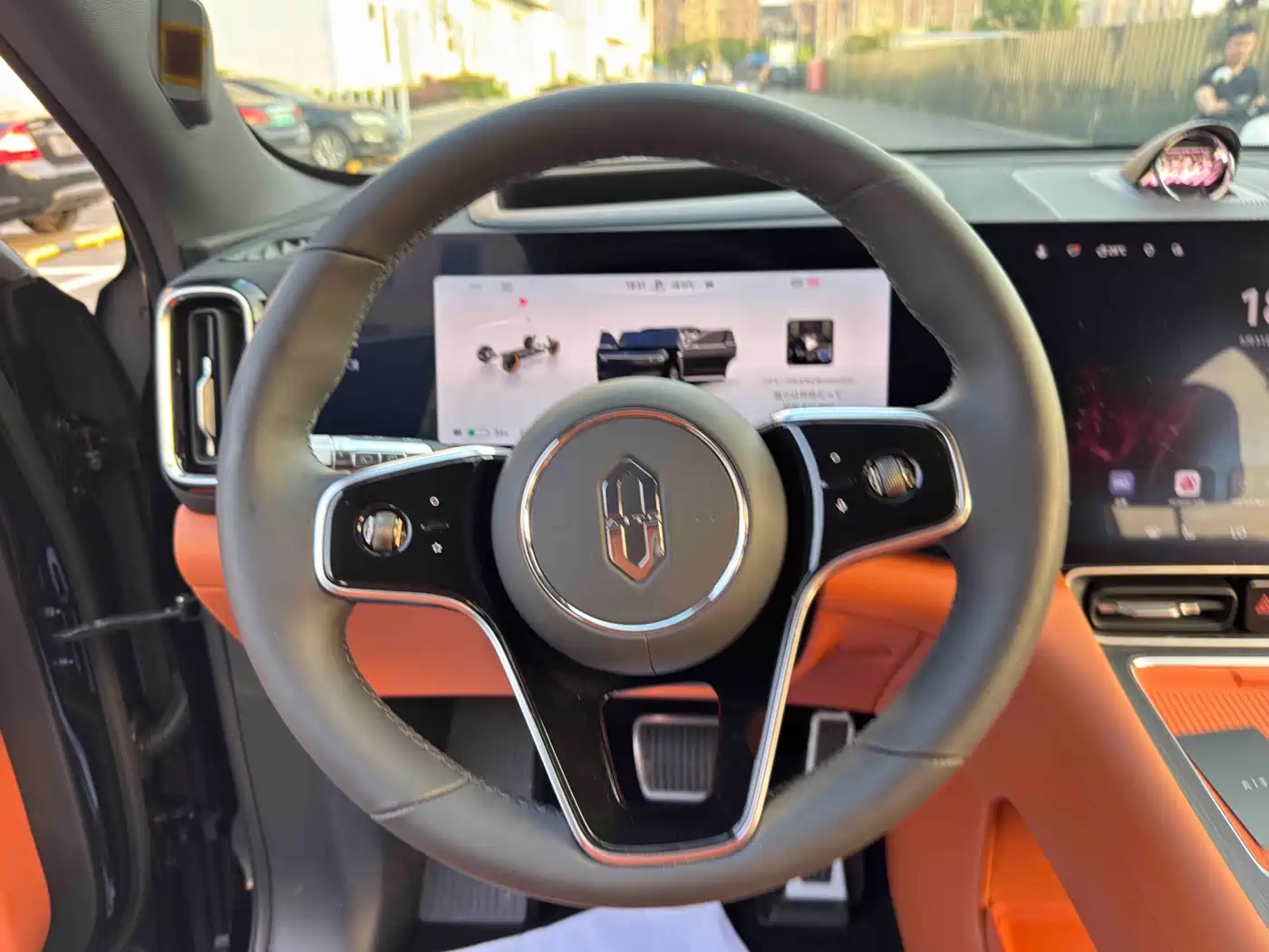 AITO Wenjie AITO M8 2025 Pure Electric Max+ 6-seater AWD фото 11