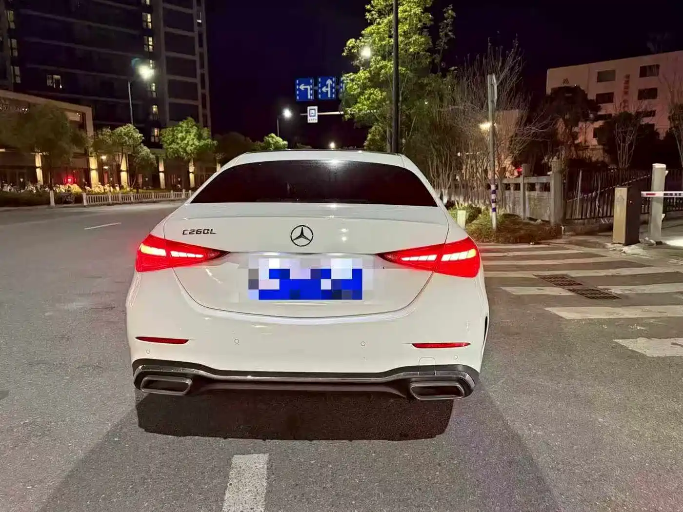 MERCEDES-BENZ C CLASS