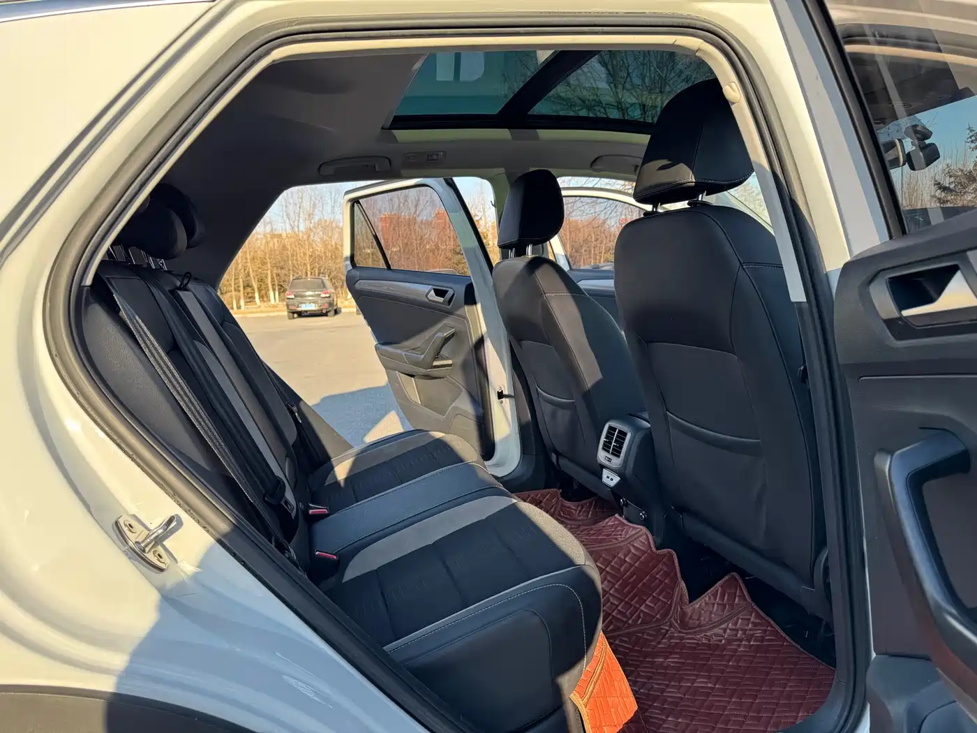 Volkswagen T-ROC 2020 280TSI DSG 2WD Progressive фото 31