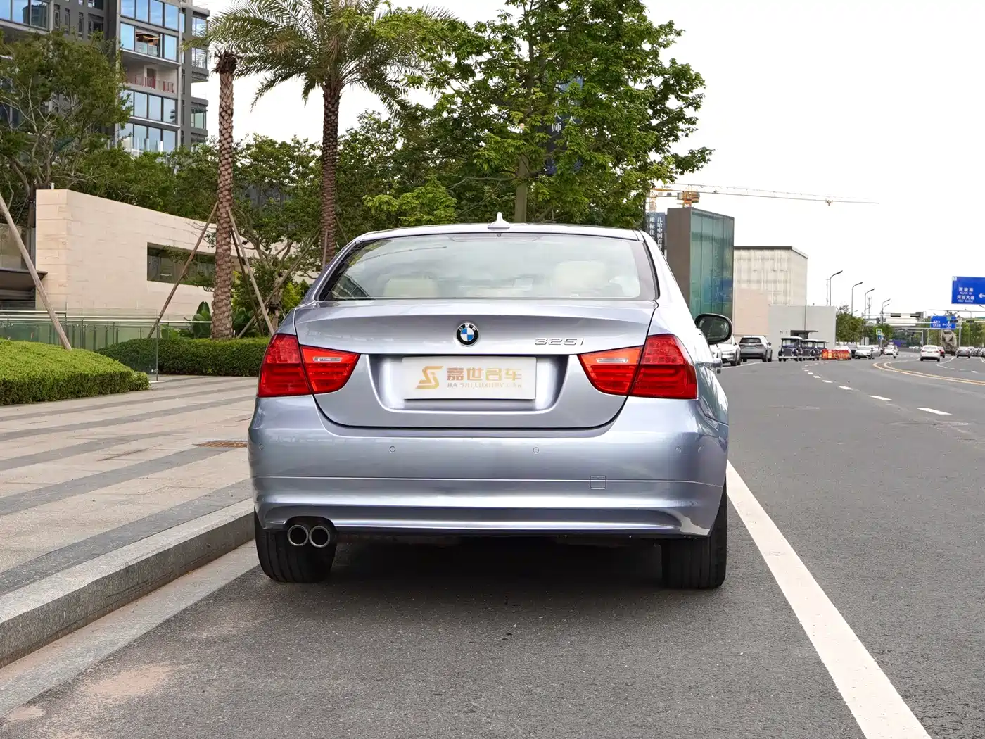 BMW 3 Series (Import) 2010 325i Luxury фото 12