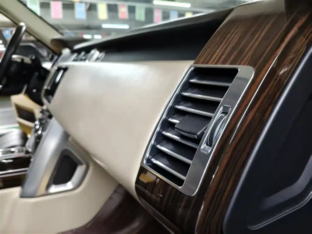 Land Rover Range Rover 2017 3.0 SC V6 Vogue фото 24