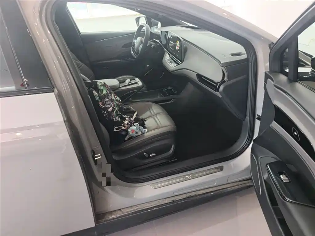 Hongqi EH7 2024 Model 760 Pro+ AWD фото 23