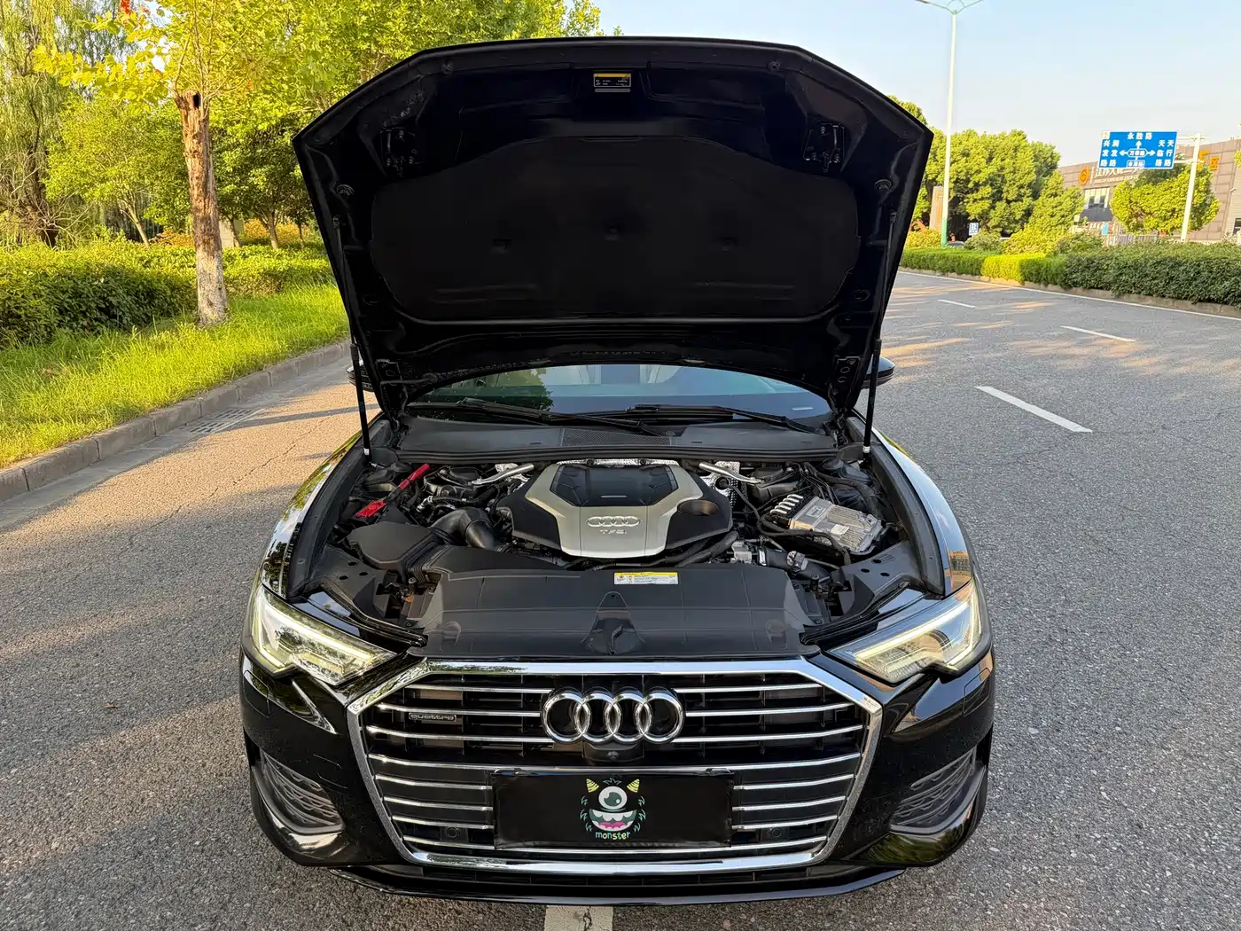Фото 16 - Audi A6L